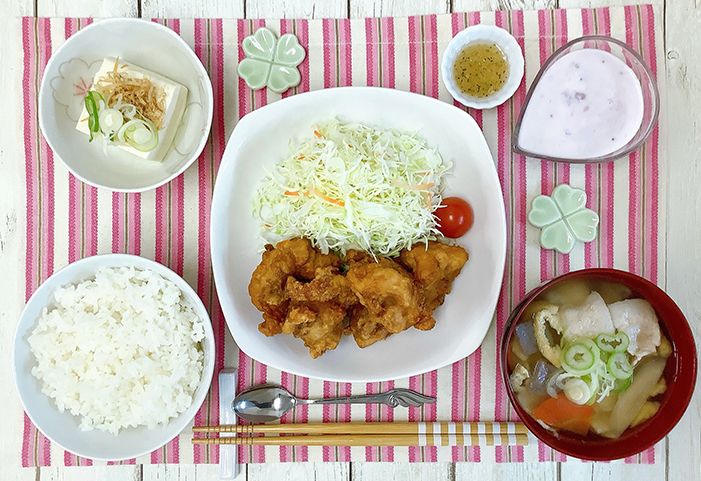 ④若鶏のジューシー唐揚げ