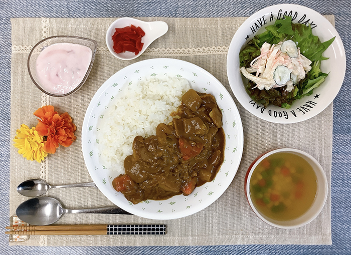 ③ポークカレー